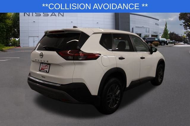 Used 2023 Nissan Rogue S image 4