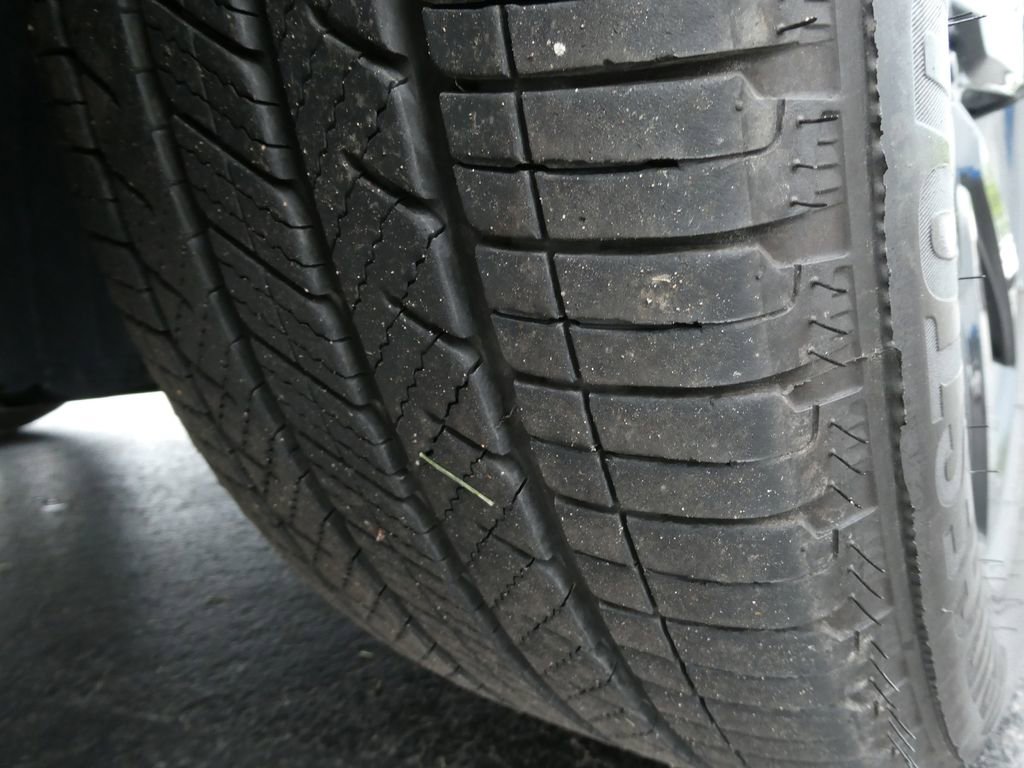 Used 2025 Honda Pilot Black Edition image 11