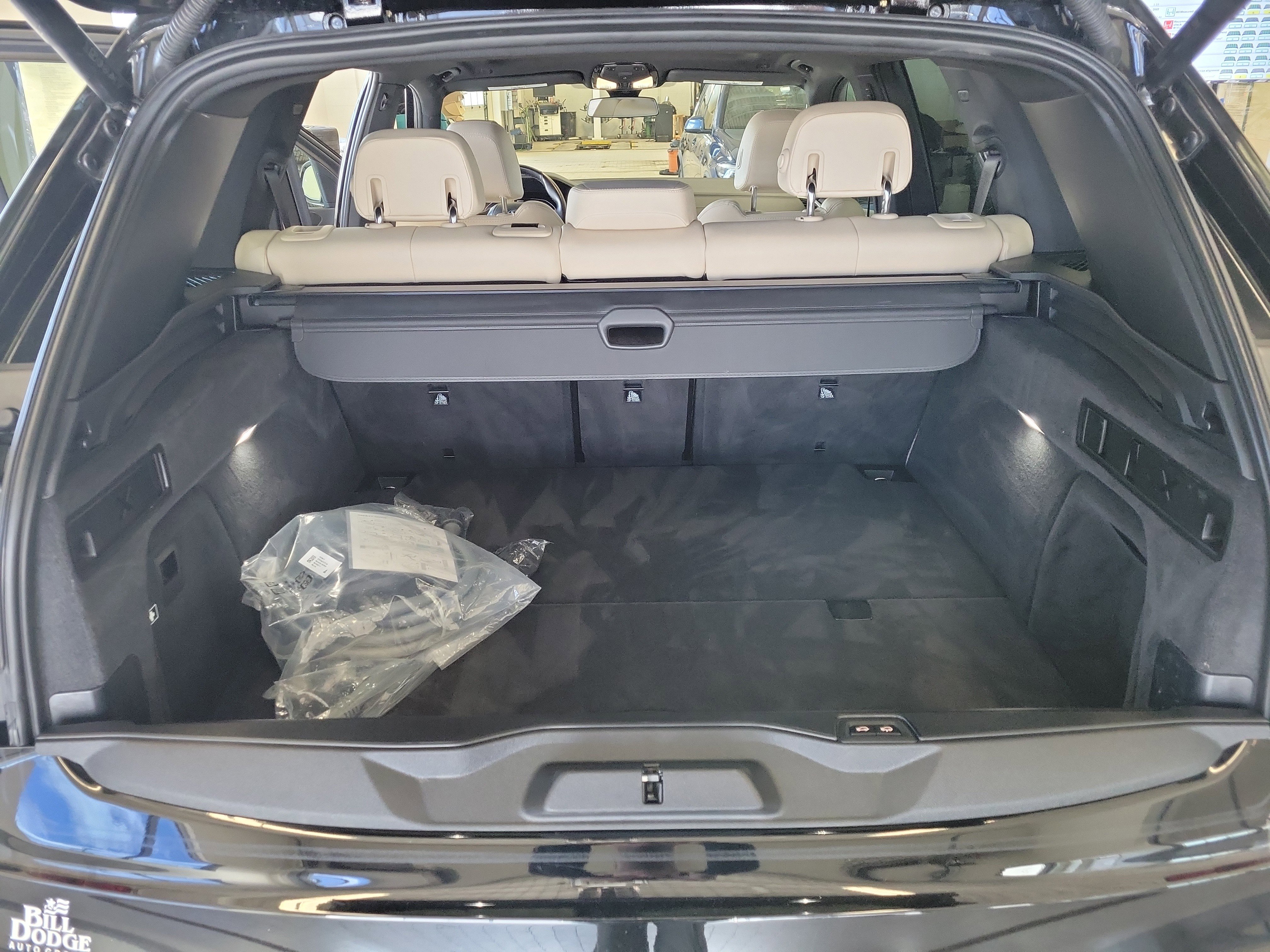 Used 2022 BMW X5 xDrive45e w/ Climate Comfort Package image 17