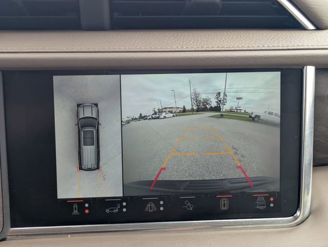 Used 2023 GMC Yukon XL Denali w/ Denali Reserve Package image 25