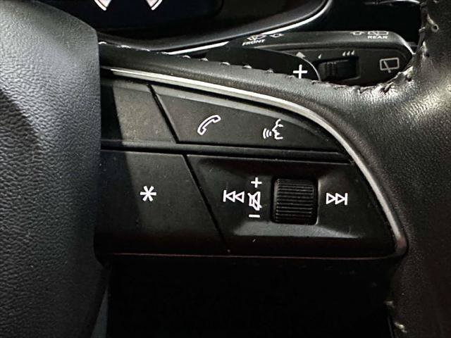 Used 2019 Audi Q8 Premium w/ Convenience Package AWD/4WD image 28