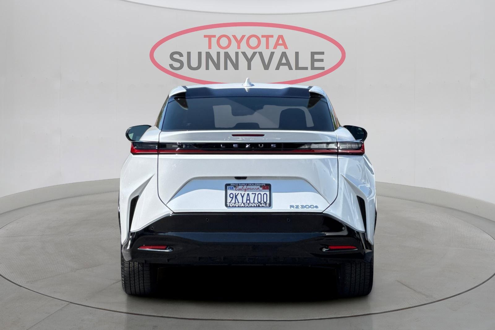Used 2024 Lexus RZ 300e Premium image 8