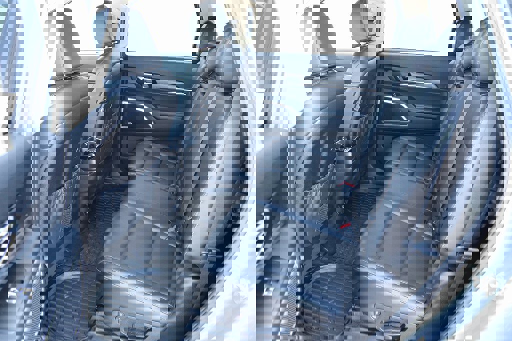 Used 2022 Kia Telluride EX image 15