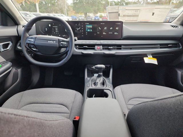 New 2025 Kia K4 EX FWD image 9