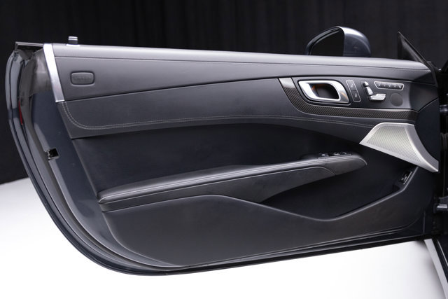 Used 2015 Mercedes-Benz SL 63 AMG w/ Driver Assistance Package image 60