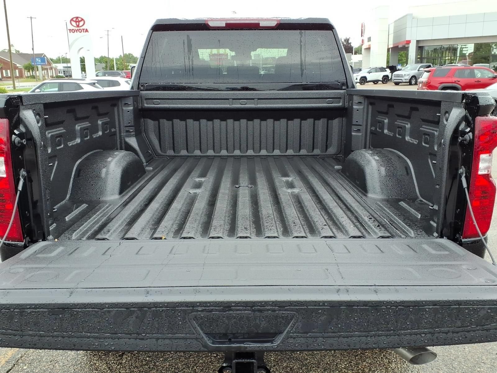New 2026 Chevrolet Silverado 2500 Custom w/ Custom Convenience Package AWD/4WD image 10