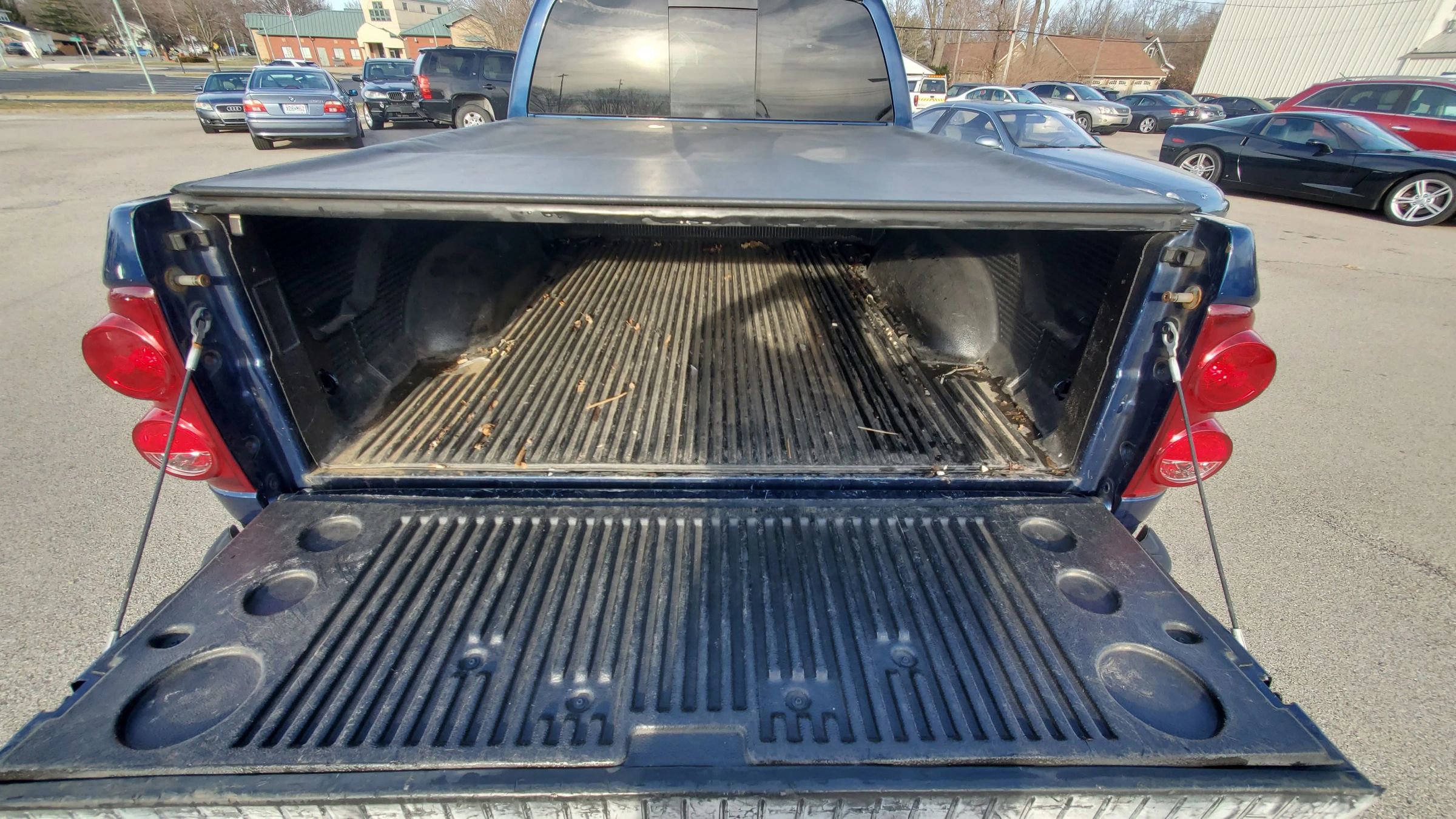 Used 2008 Dodge Ram 1500 Truck SLT image 31