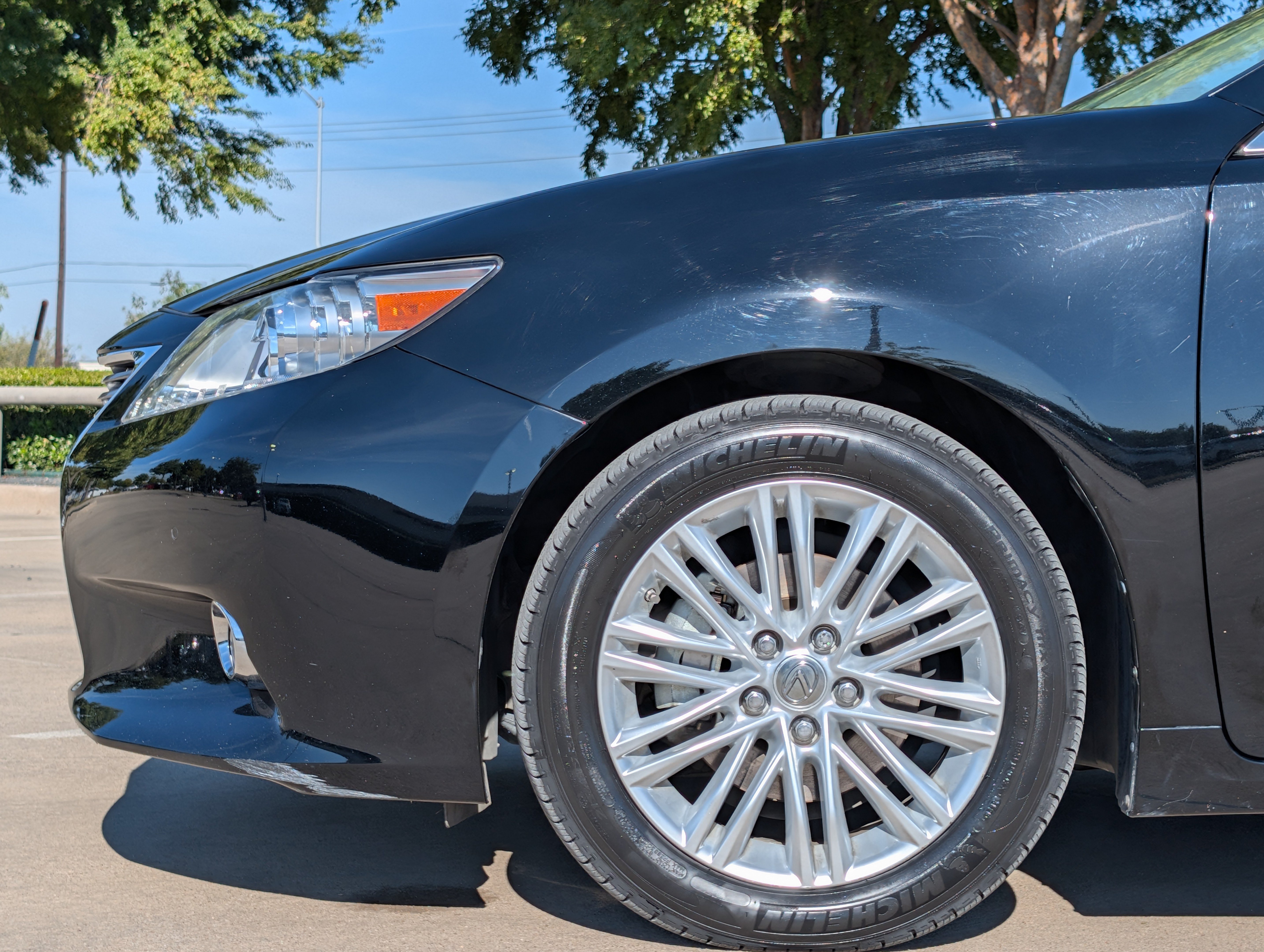 Used 2014 Lexus ES 350 w/ Luxury Package FWD image 11