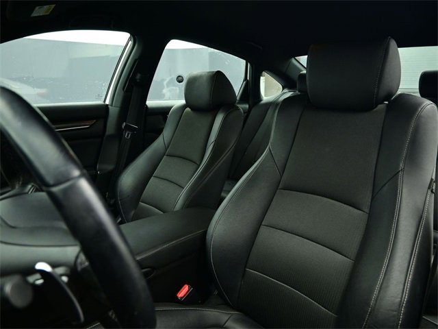 Used 2019 Honda Accord Sport image 16
