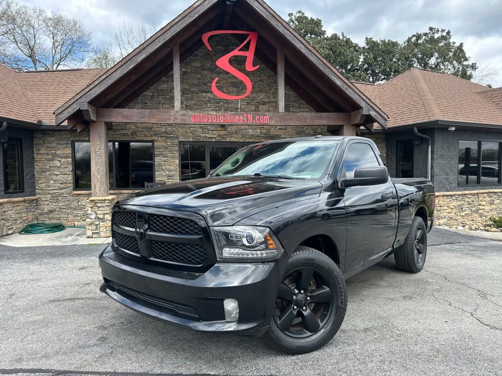 Used 2014 RAM 1500 Express RWD image 1