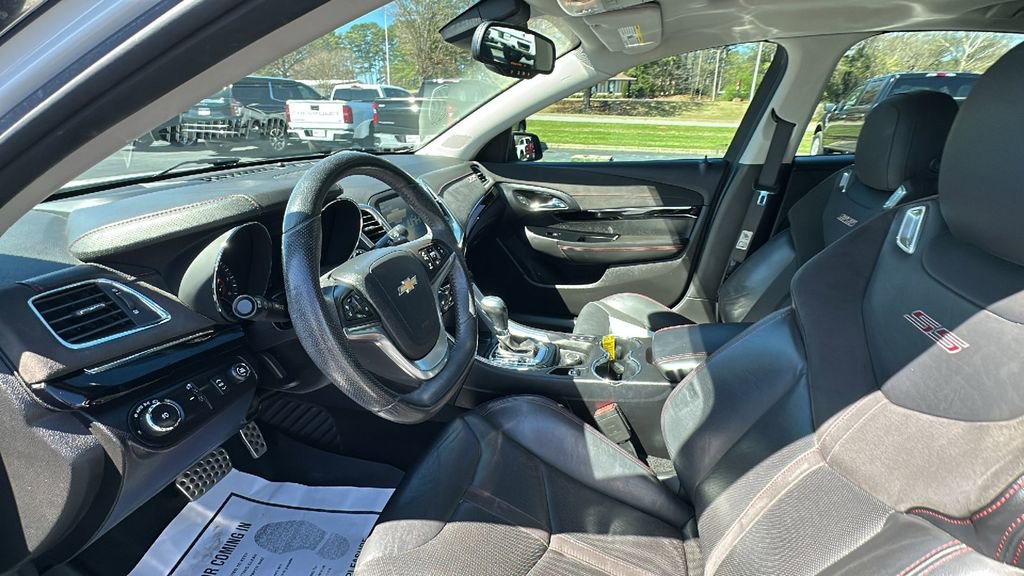 Used 2015 Chevrolet SS image 13