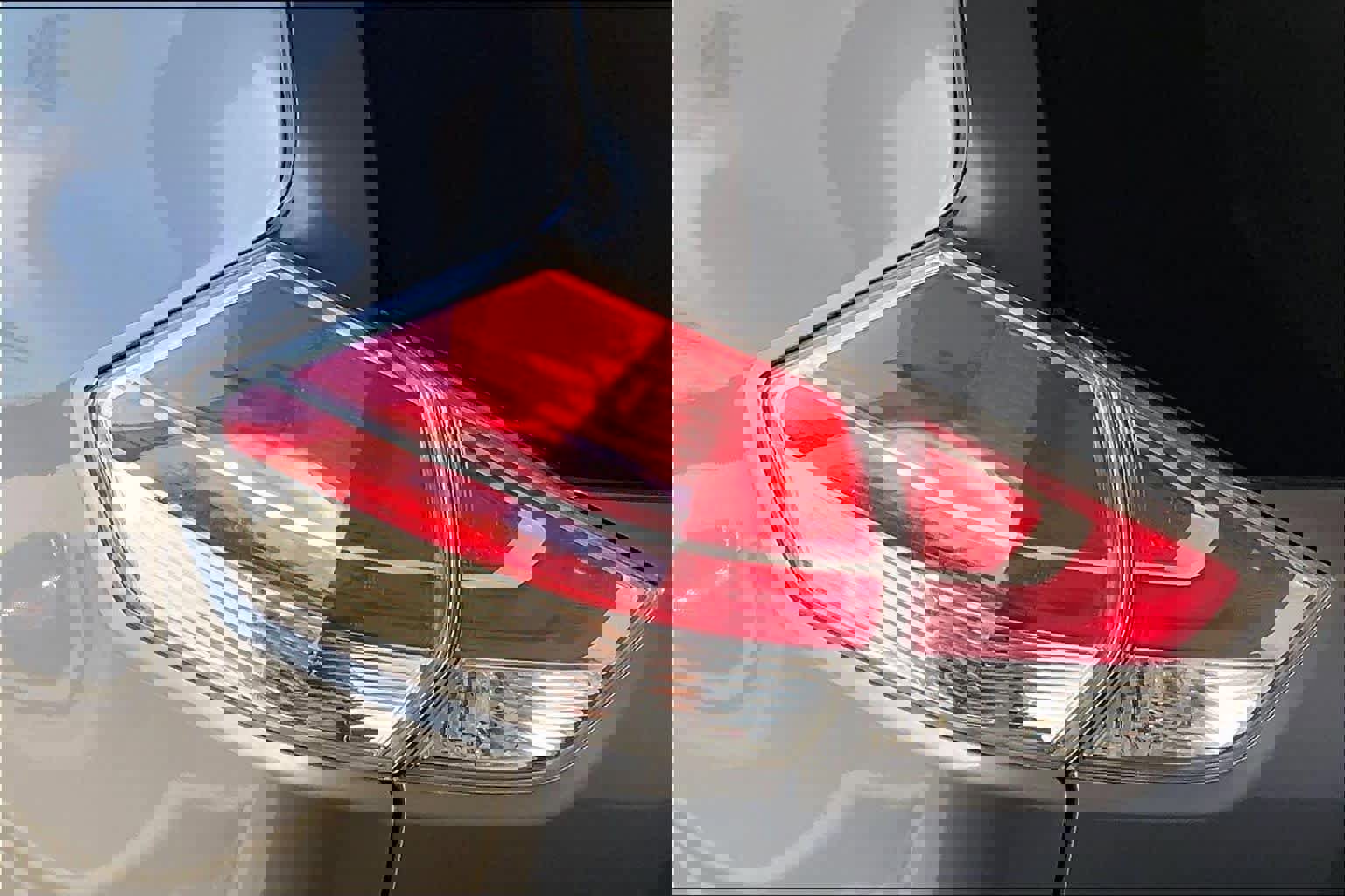 Used 2016 Nissan Rogue S w/ Appearance Package image 28