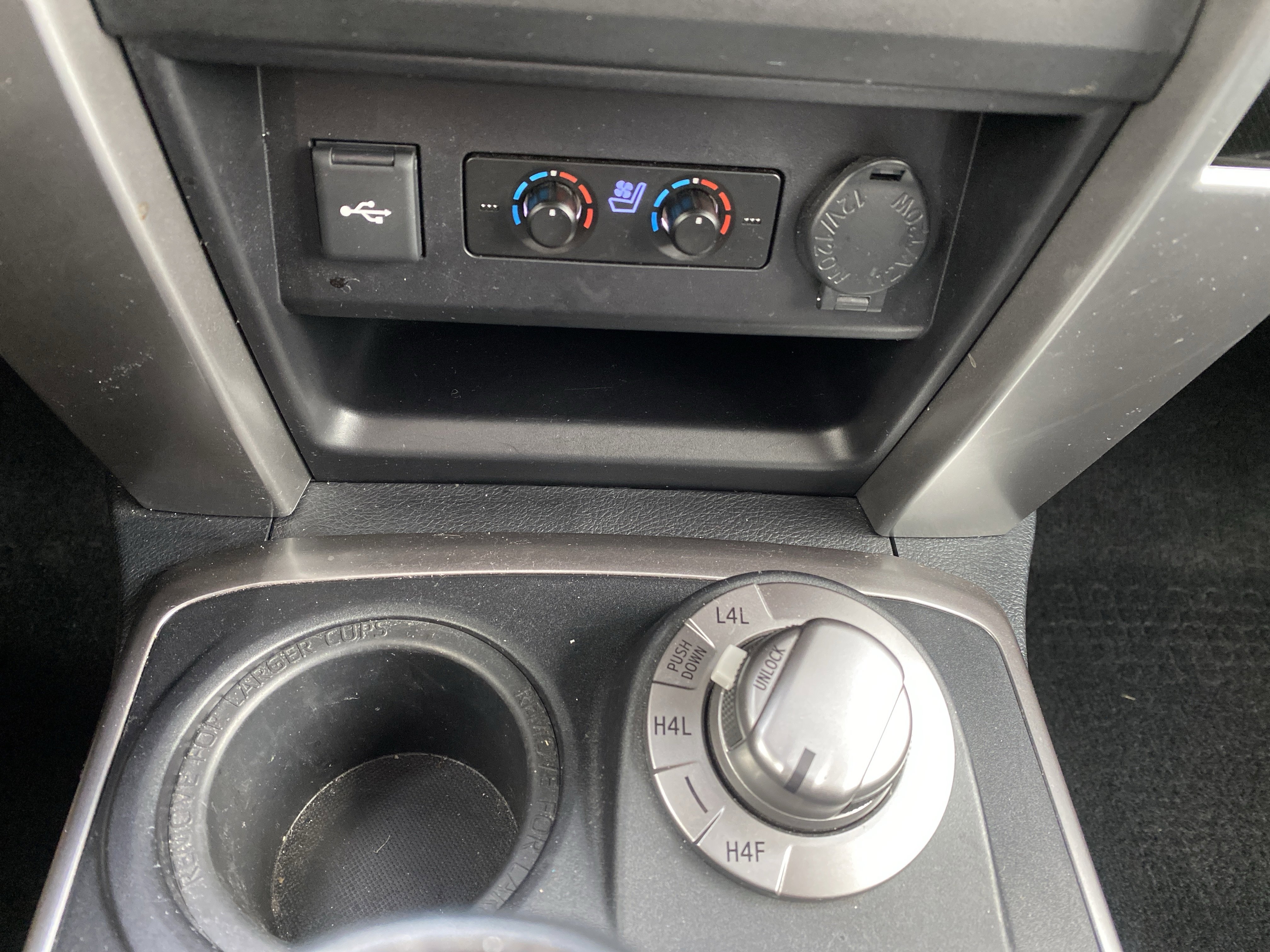 Used 2023 Toyota 4Runner Limited image 21