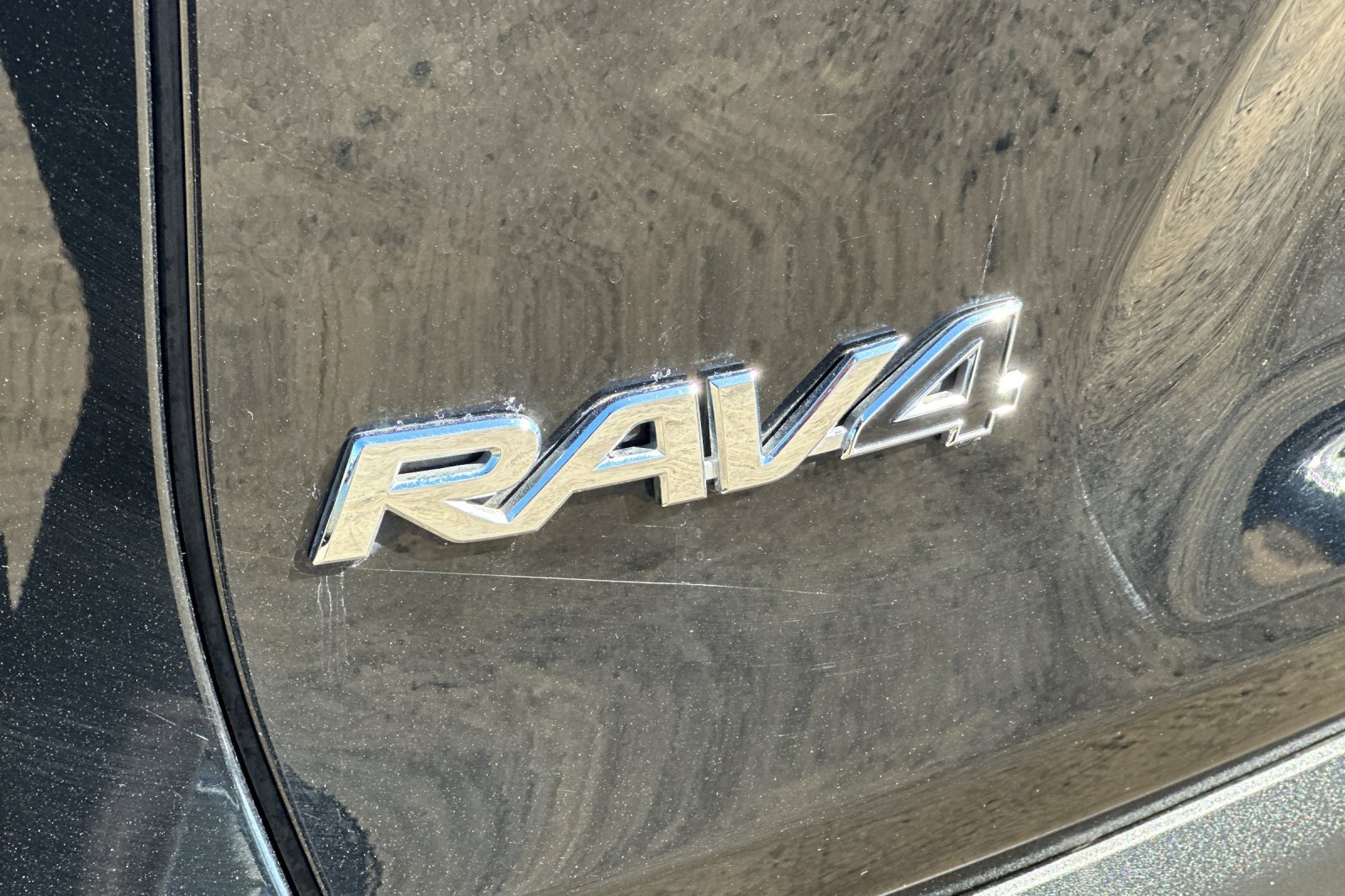 Used 2020 Toyota RAV4 Limited w/ All Weather Liner Package AWD/4WD image 27