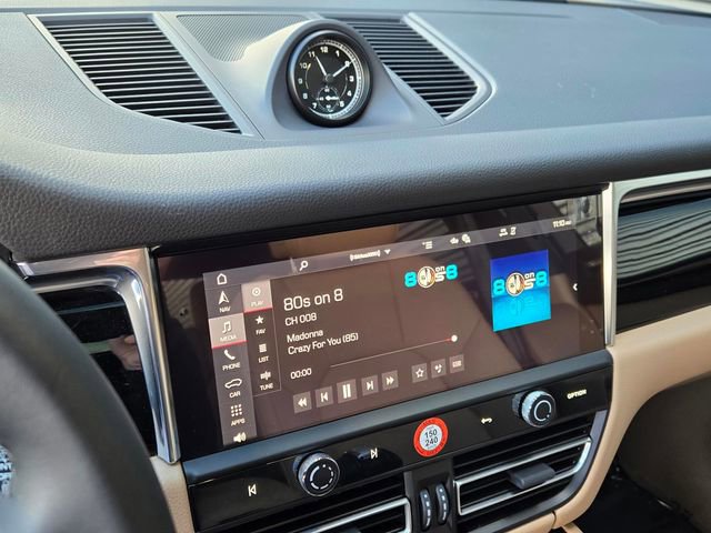 Used 2025 Porsche Macan image 22