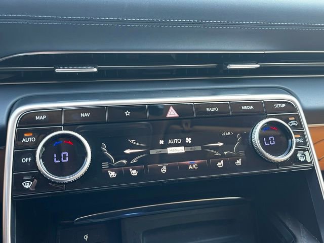 Used 2022 Genesis GV80 3.5T Prestige Signature image 17