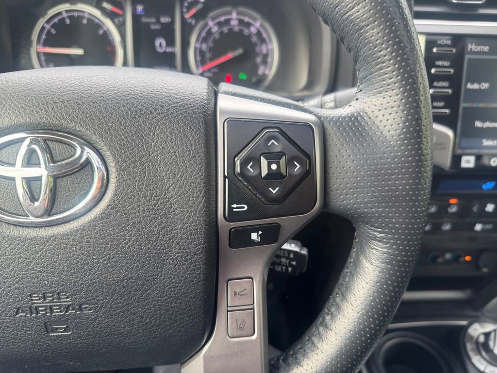 Used 2023 Toyota 4Runner Limited AWD/4WD image 31