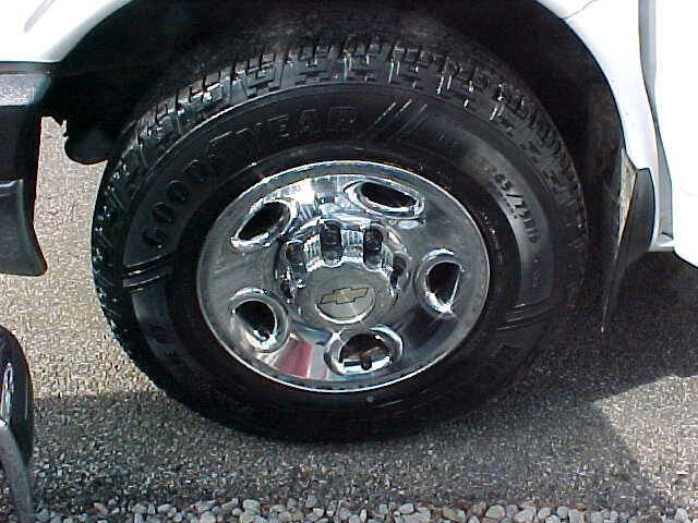 Used 2013 Chevrolet Express 3500 w/ Express Access Plus Package image 19