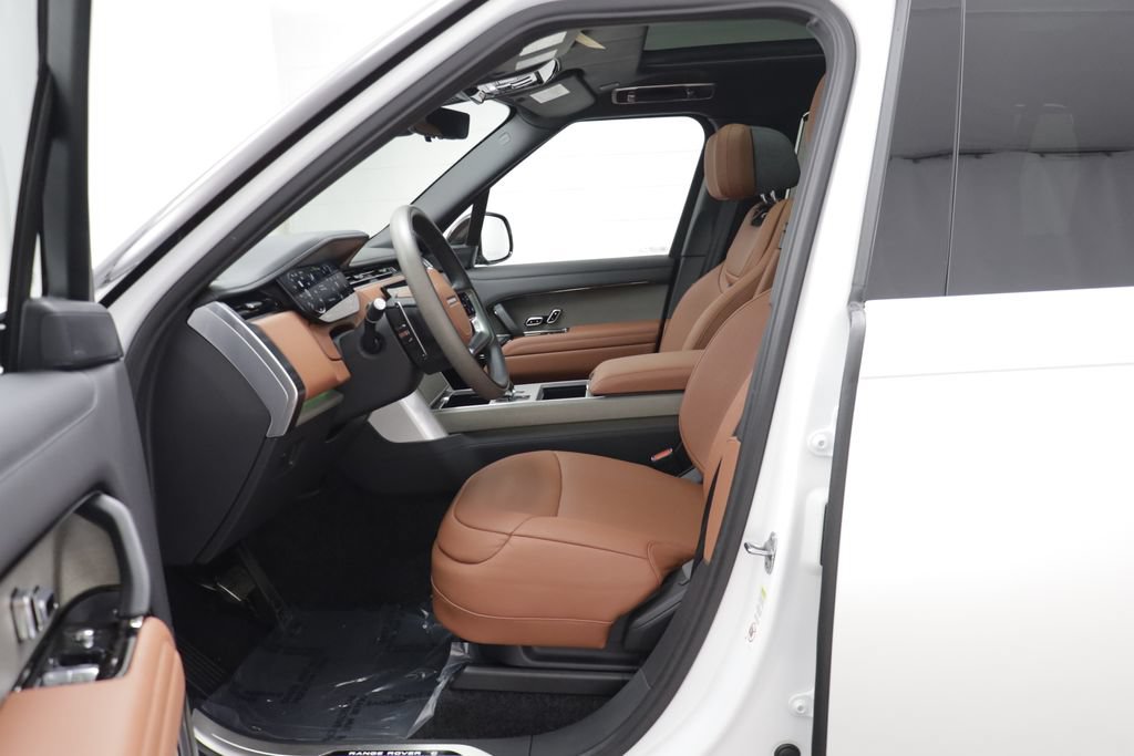New 2026 Land Rover Range Rover SV AWD/4WD image 6