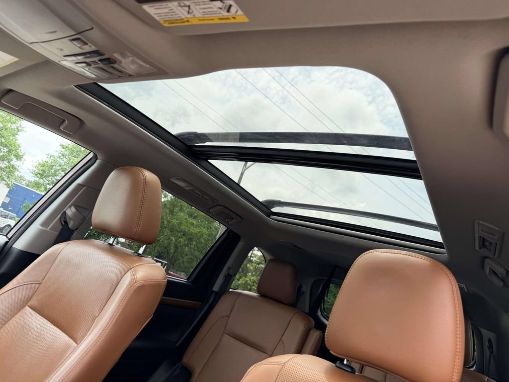 Used 2018 Toyota Highlander Limited Platinum AWD/4WD image 21