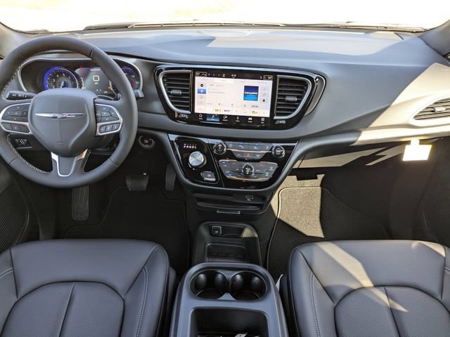 New 2026 Chrysler Voyager LX FWD image 14