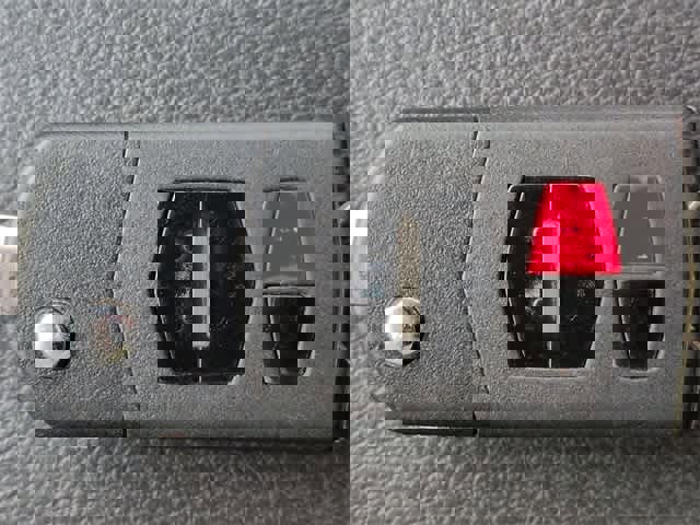 Used 2009 MAZDA MX-5 Miata Sport image 31