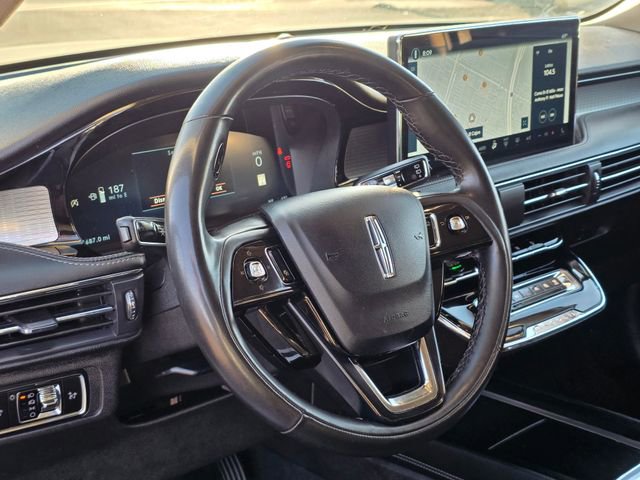 Used 2023 Lincoln Corsair FWD image 15