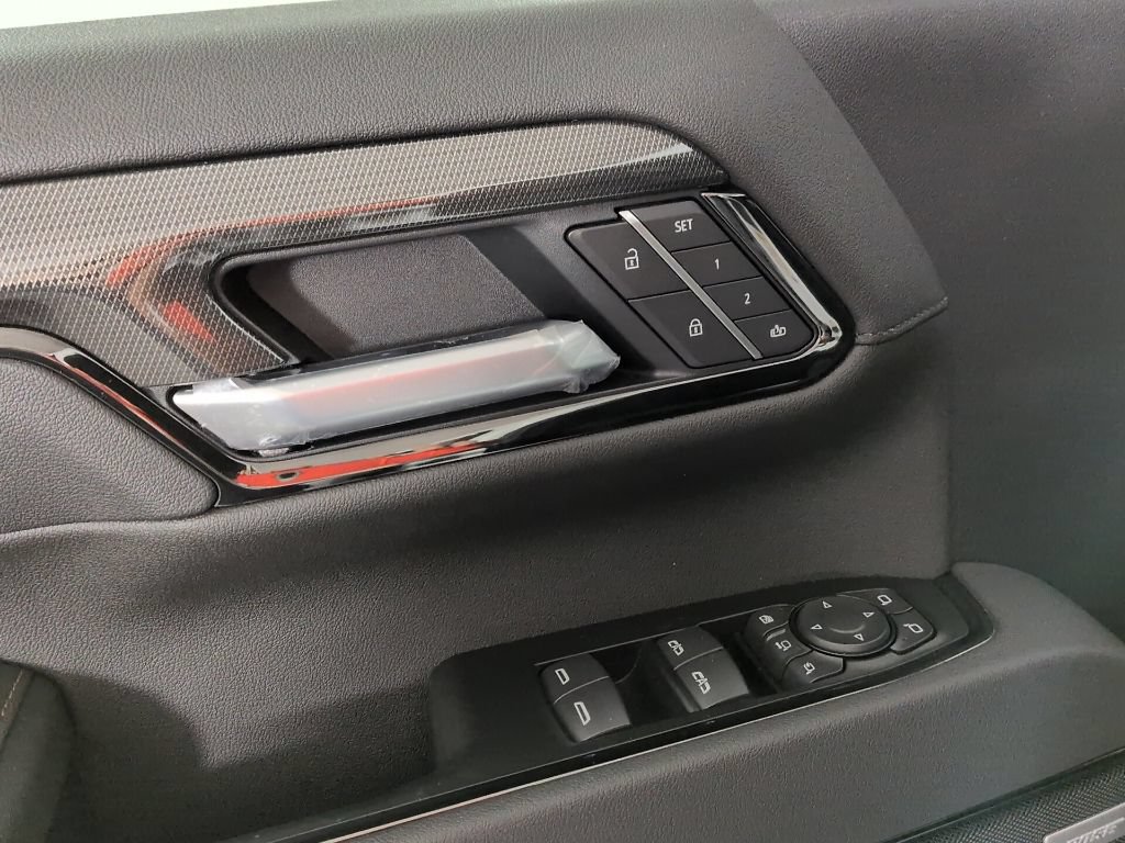New 2026 GMC Sierra 2500 AT4 w/ AT4 Premium Plus Package AWD/4WD image 22