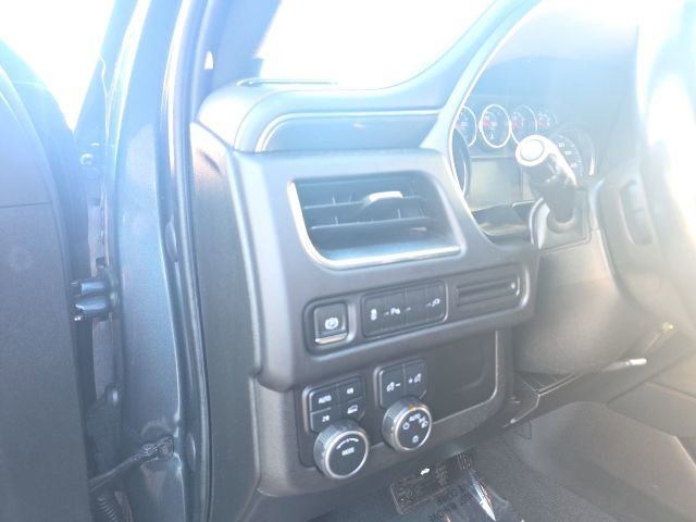 Used 2021 Chevrolet Suburban RST image 15