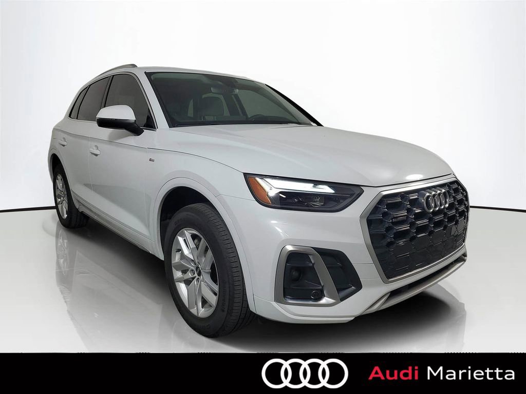 Used 2024 Audi Q5 2.0T Premium w/ Convenience Package AWD/4WD image 1