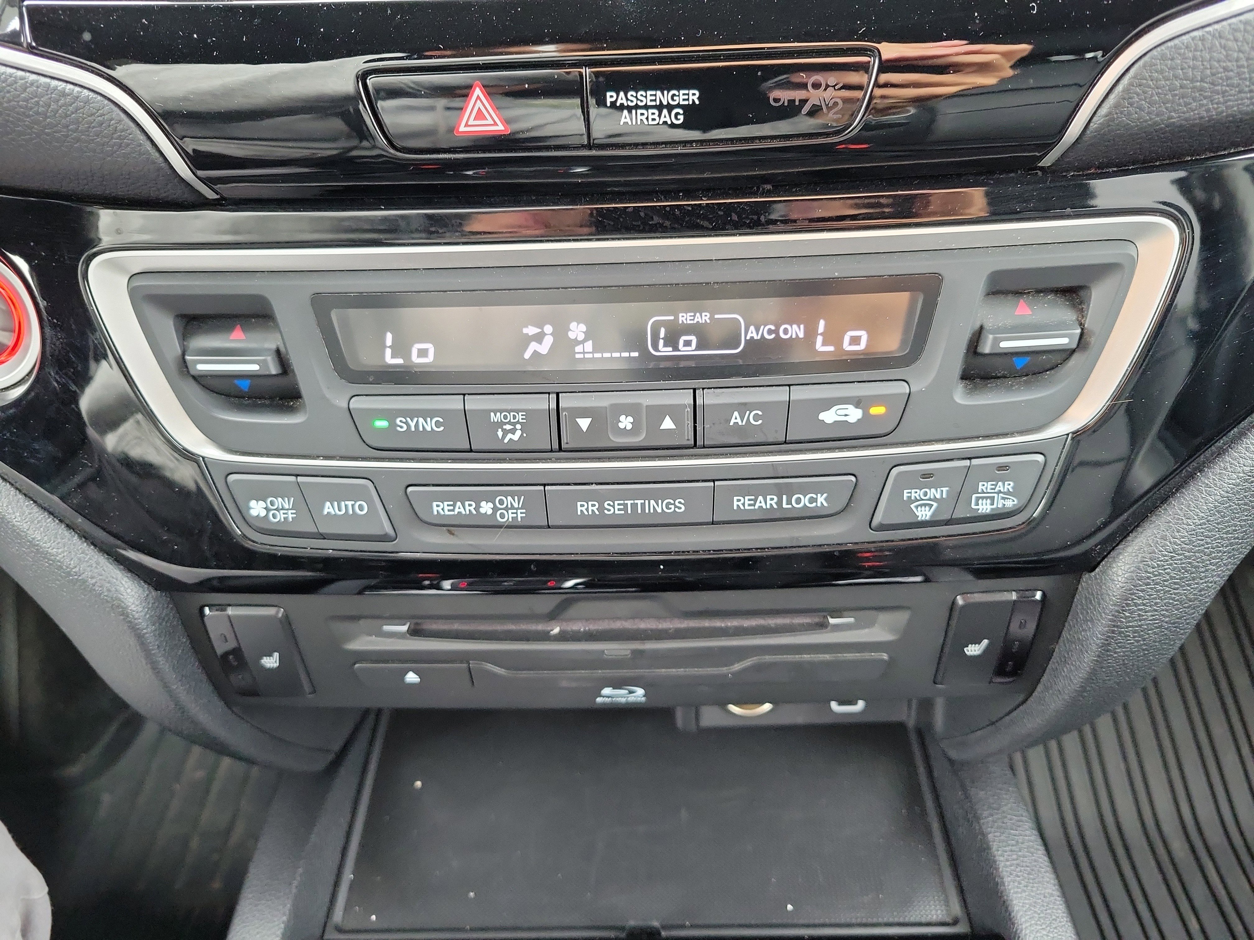 Used 2019 Honda Pilot Touring image 37