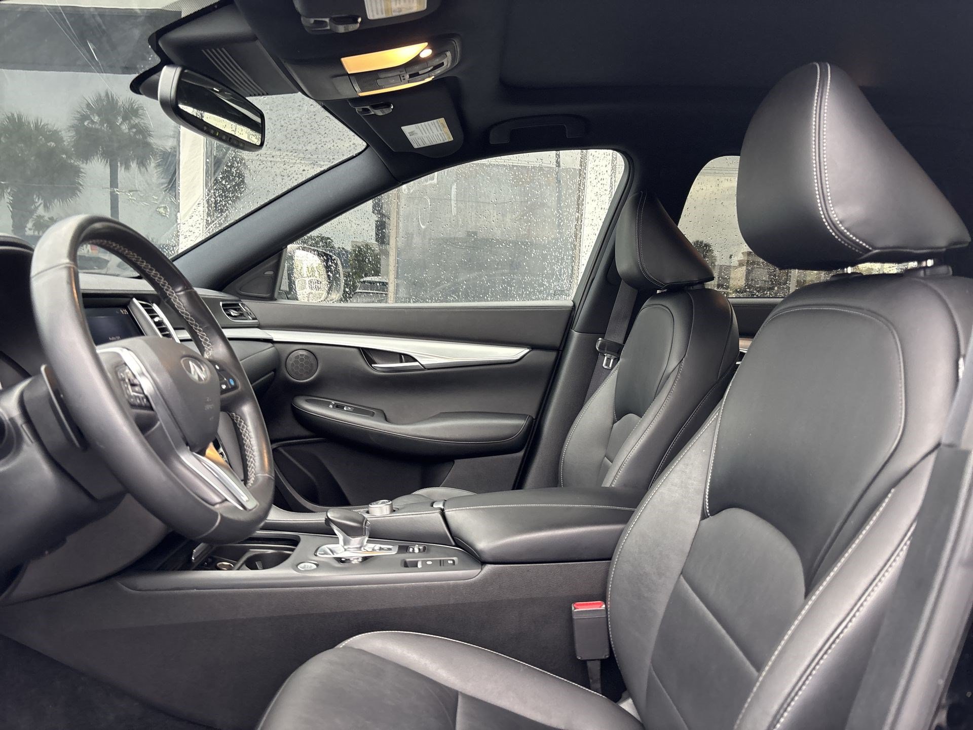 Used 2021 INFINITI QX50 Luxe w/ Appearance Package AWD/4WD image 13