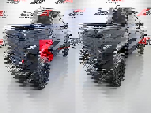 Used 2023 Chevrolet Colorado Trail Boss AWD/4WD image 7