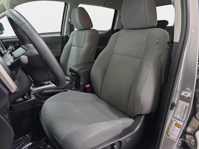 Certified 2021 Toyota Tacoma SR5 AWD/4WD image 14