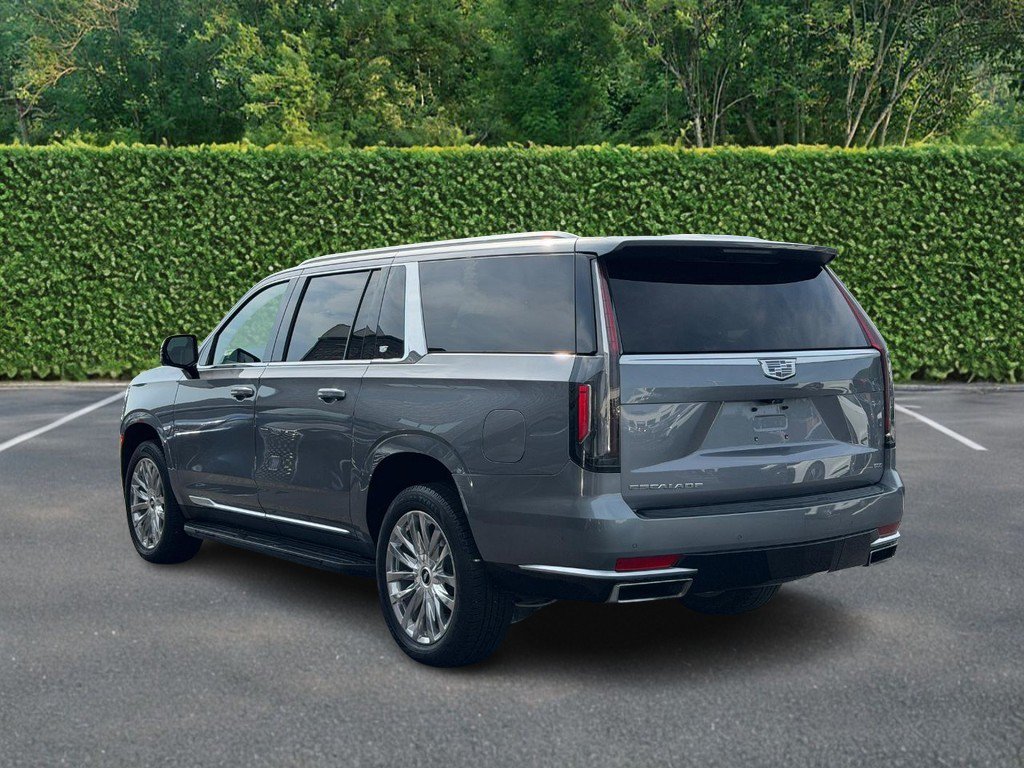 Used 2021 Cadillac Escalade ESV Premium Luxury AWD/4WD image 6