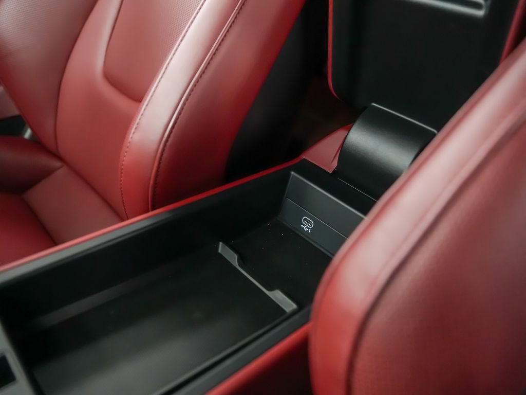 Certified 2023 Porsche 911 Turbo AWD/4WD image 33