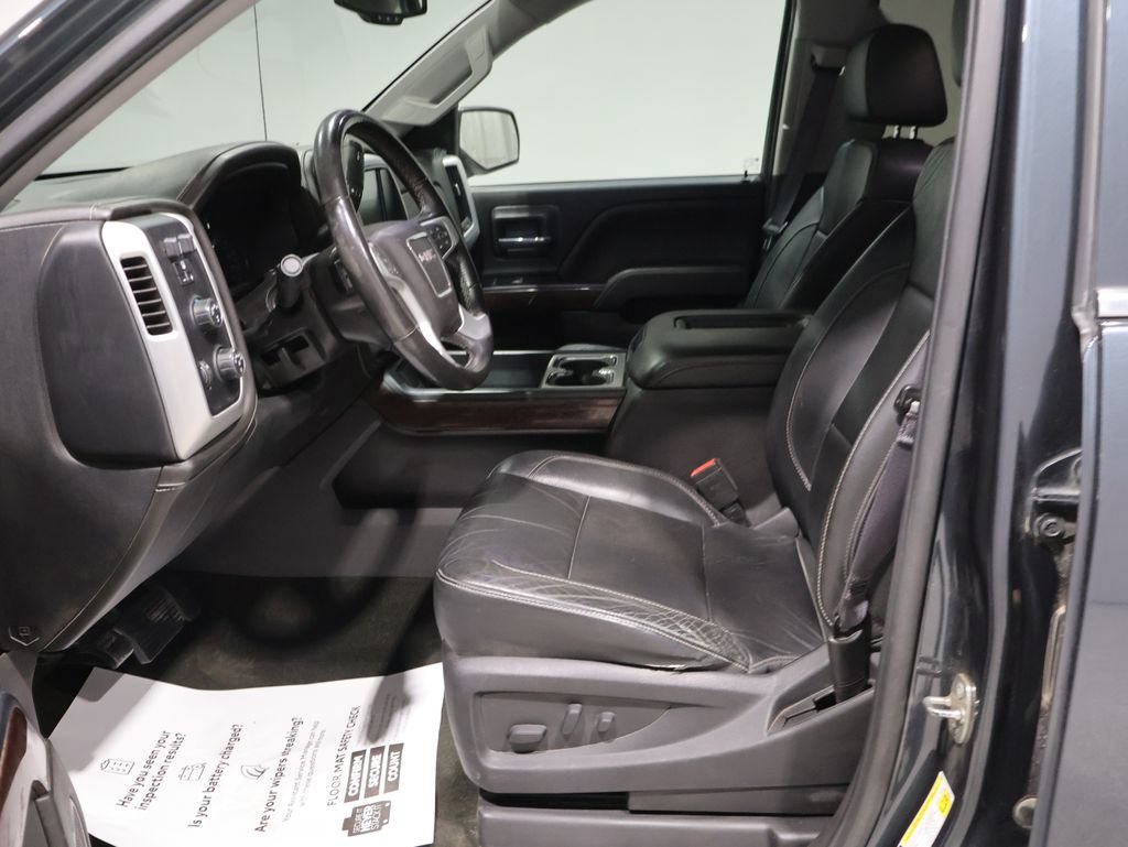 Used 2017 GMC Sierra 1500 SLT w/ SLT Preferred Package AWD/4WD image 11