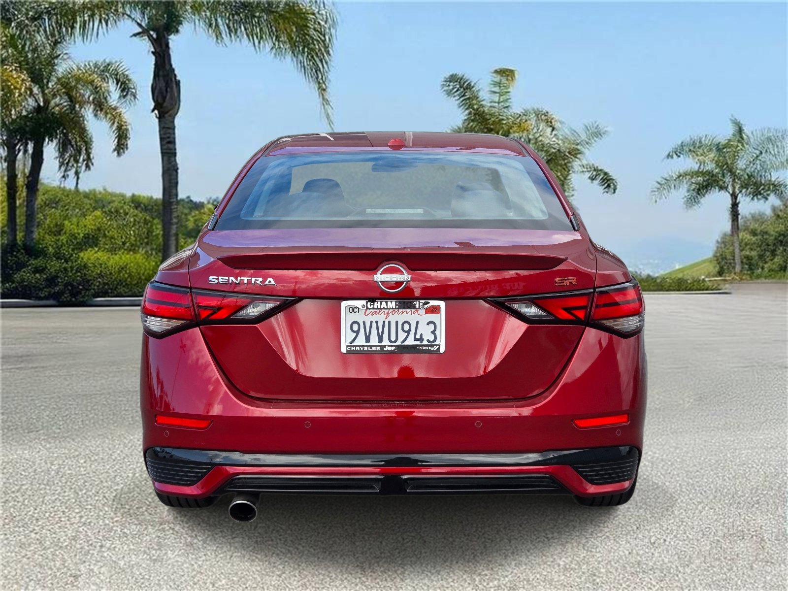 Used 2025 Nissan Sentra SR FWD image 5