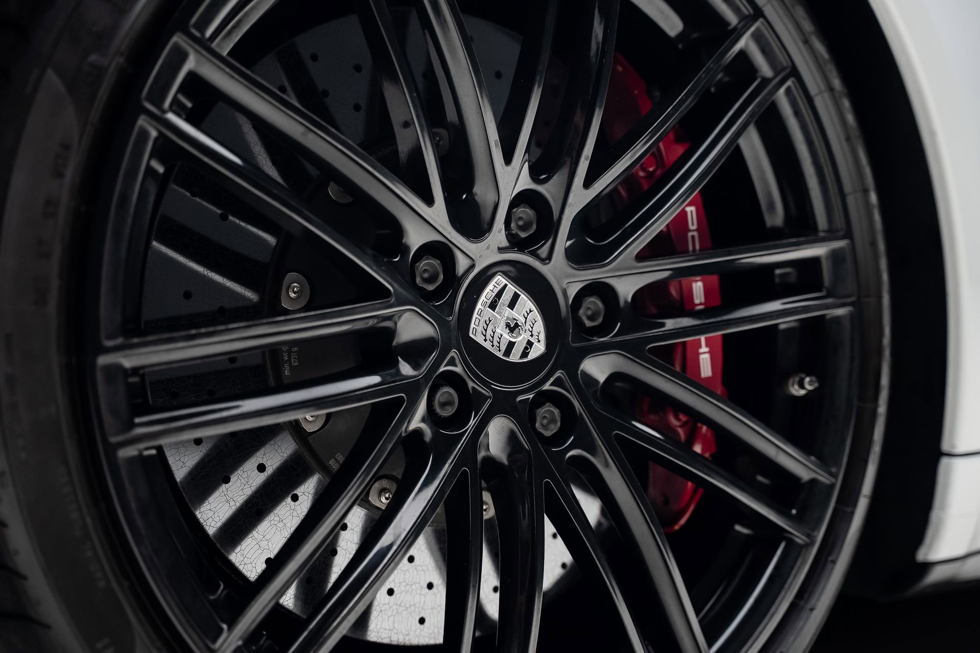 Used 2019 Porsche 911 Turbo image 25