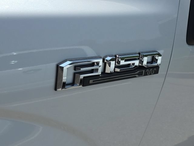Used 2017 Ford F150 King Ranch w/ Equipment Group 601A Luxury AWD/4WD image 11