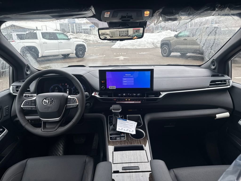 New 2026 Toyota Sienna Platinum image 10
