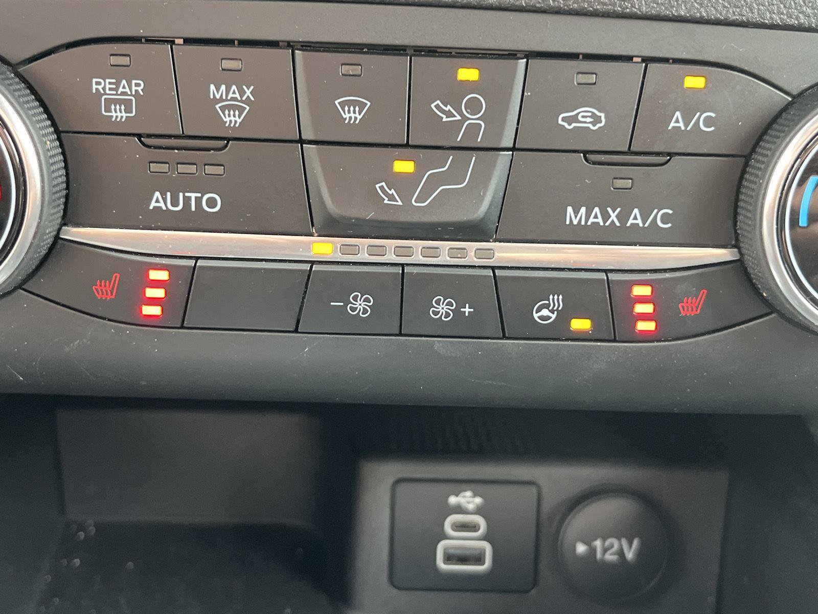 Used 2025 Ford Escape ST-Line Select image 19