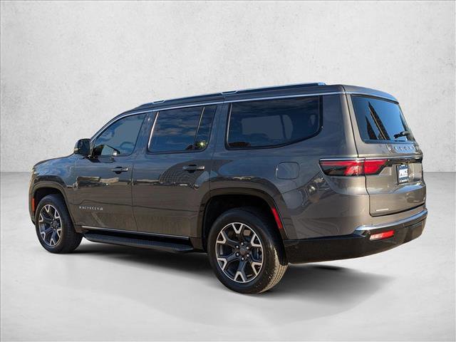 Used 2023 Jeep Wagoneer Series III w/ Rear Seat Video Group 1 image 7