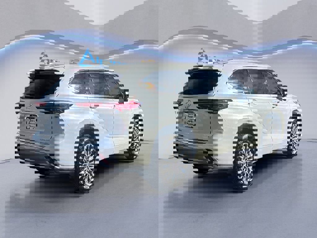 Used 2021 Toyota Highlander Platinum AWD/4WD image 5