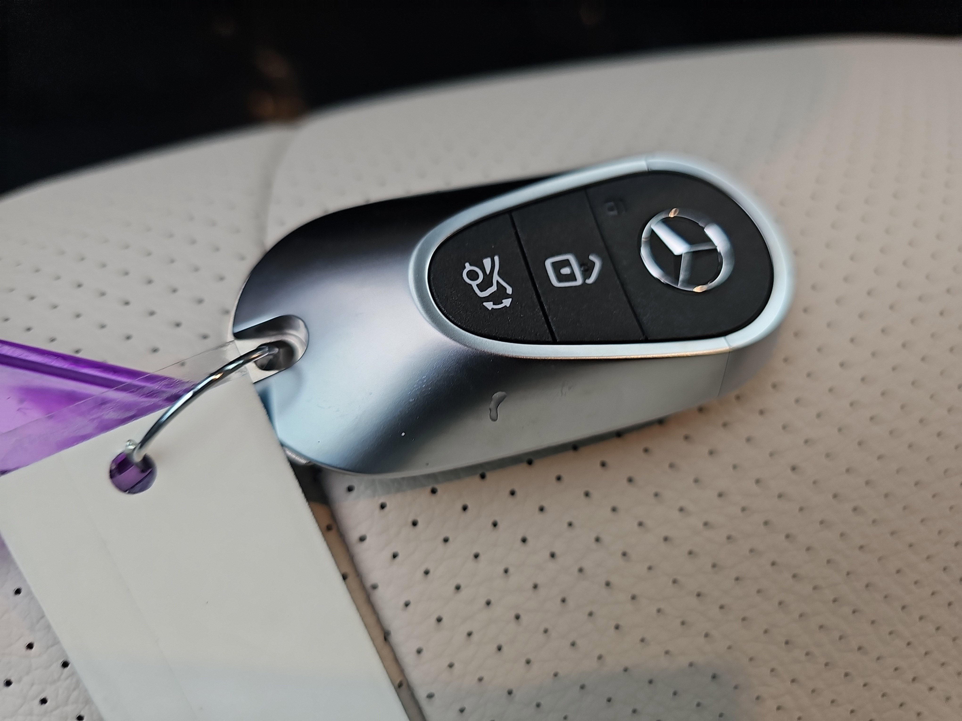 New 2026 Mercedes-Benz CLE 300 4MATIC Cabriolet image 37