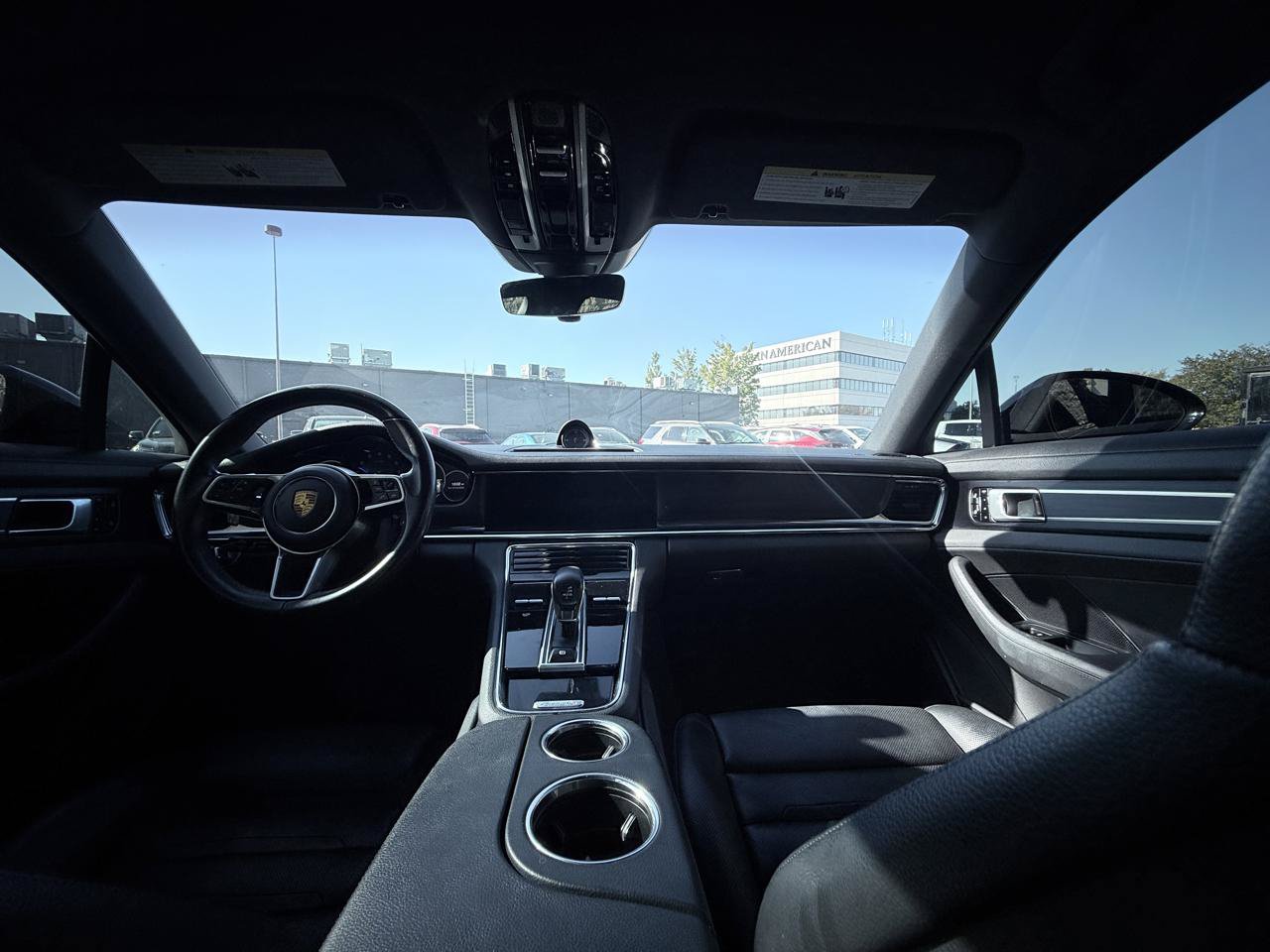 Used 2020 Porsche Panamera RWD image 13