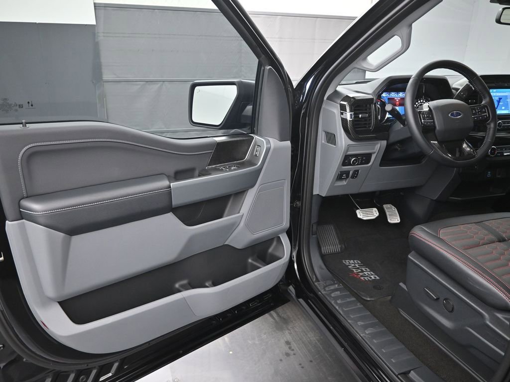 Used 2022 Ford F150 XLT image 8