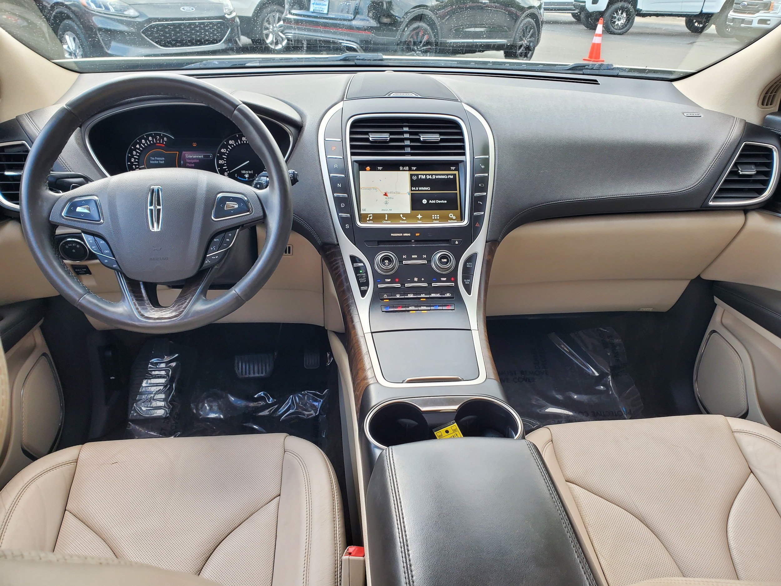 Used 2016 Lincoln MKX Reserve w/ Technology Package FWD image 26