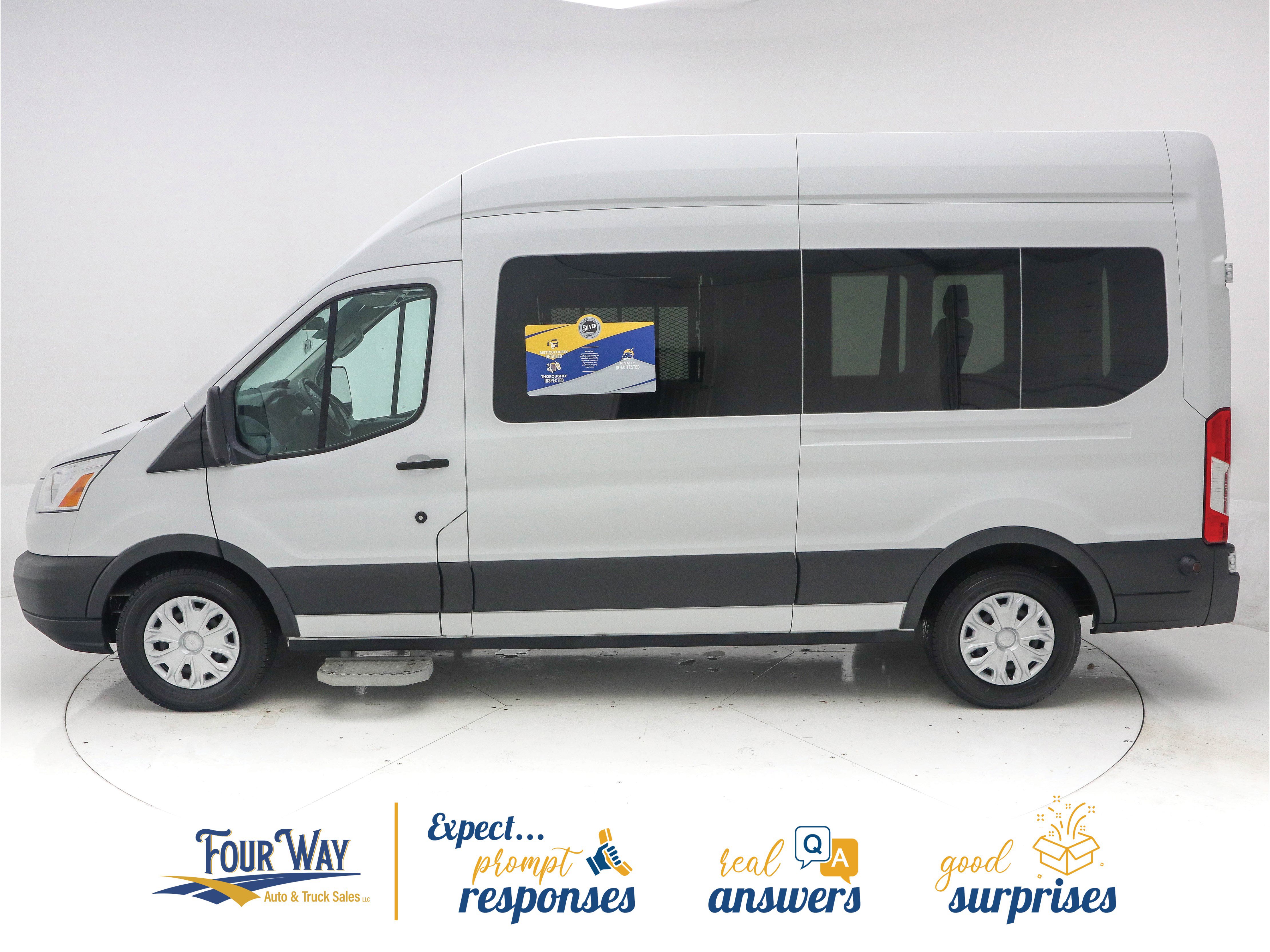 Used 2016 Ford Transit 350 XLT image 8