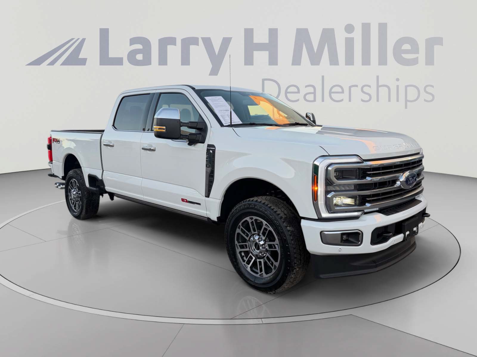 Used 2026 Ford F250 Platinum w/ Platinum Plus Package AWD/4WD image 7